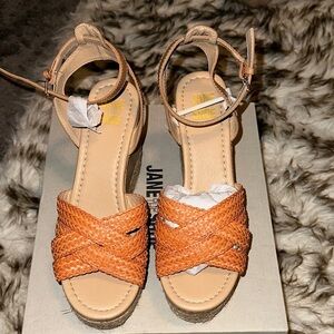 JANE AND THE SHOE Vibrant Orange Espadrilles